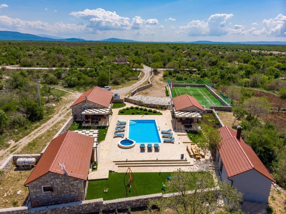 New! Promina Luxury Villa With 72Sqm Heated Pool, Jacuzzi, Infrared Sauna, Tennis Court, Media Room Bogatic Екстер'єр фото